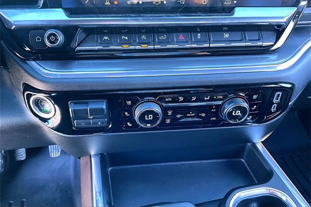 Used 2024 Chevrolet Silverado 1500 High Country w/ Technology Package image 17