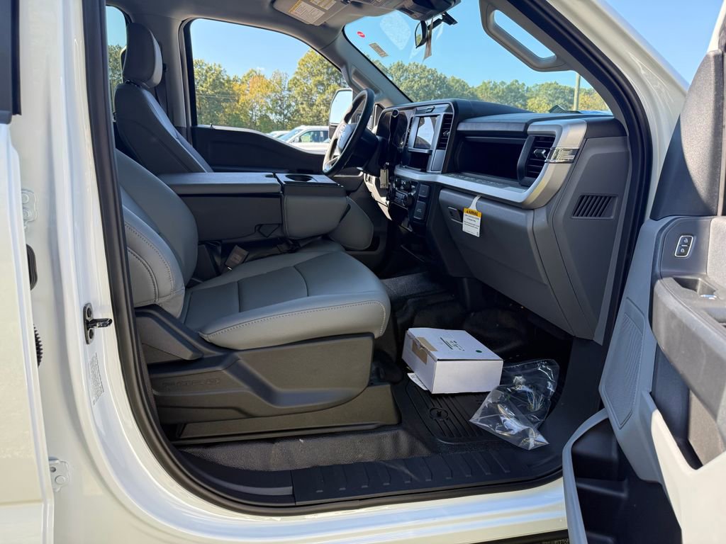 New 2026 Ford F350 XL w/ XL Chrome Package image 11
