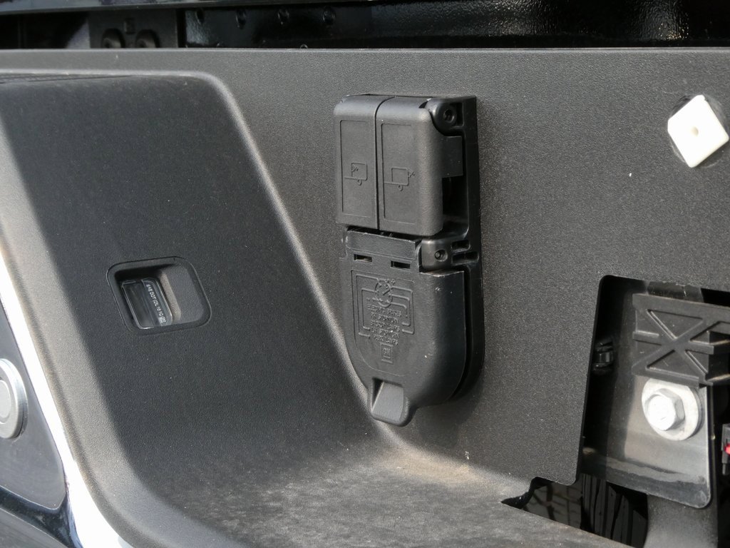 New 2025 GMC Sierra 2500 SLT w/ SLT Premium Package image 32