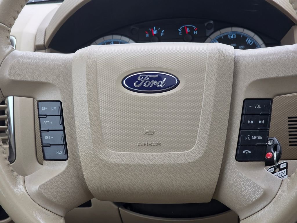 Used 2010 Ford Escape Limited AWD/4WD image 17
