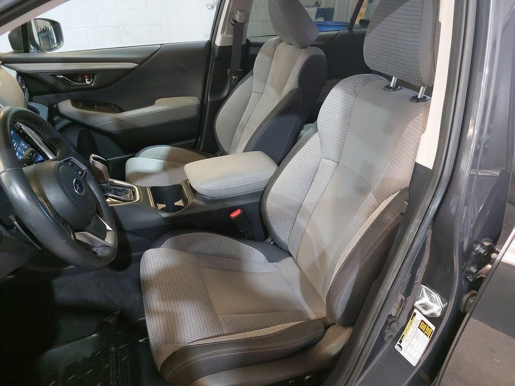 Used 2024 Subaru Outback Premium AWD/4WD image 16