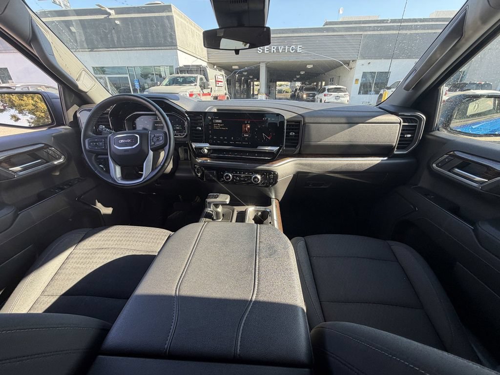 Used 2023 GMC Sierra 1500 Elevation AWD/4WD image 12