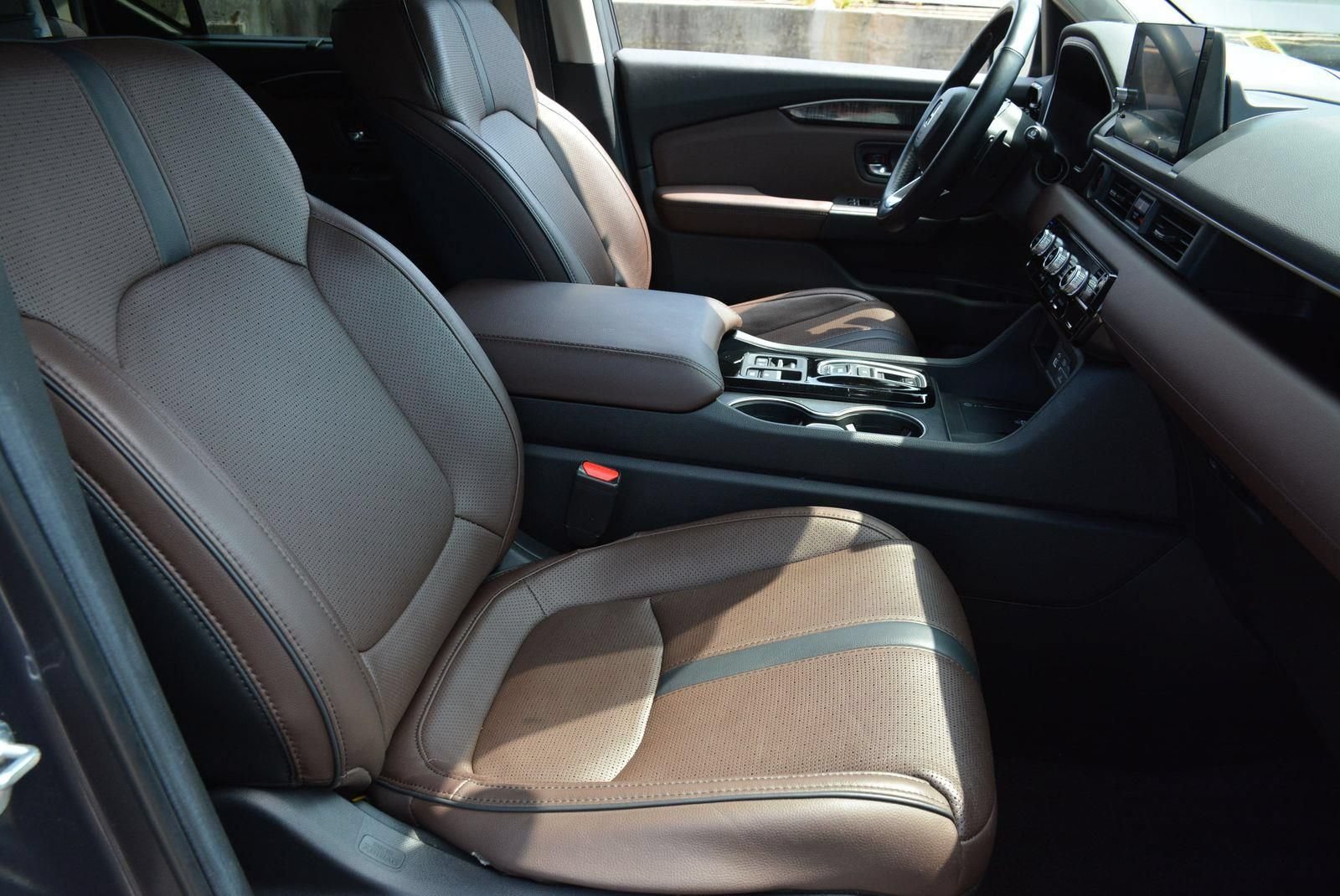 Used 2024 Honda Pilot Elite image 19