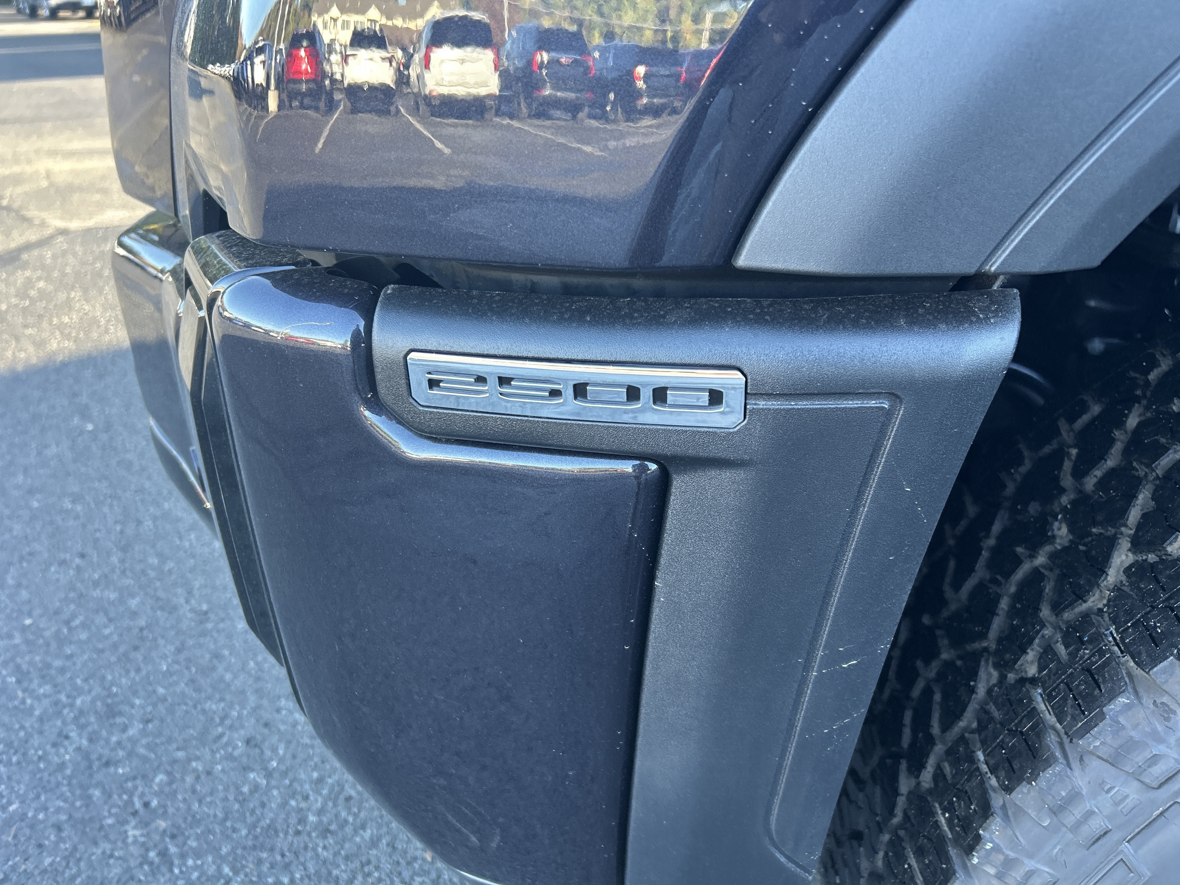 New 2026 GMC Sierra 2500 AT4 w/ AT4 Premium Plus Package AWD/4WD image 5