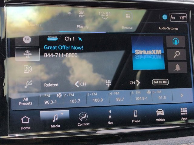 Certified 2023 Chrysler Pacifica Limited image 24