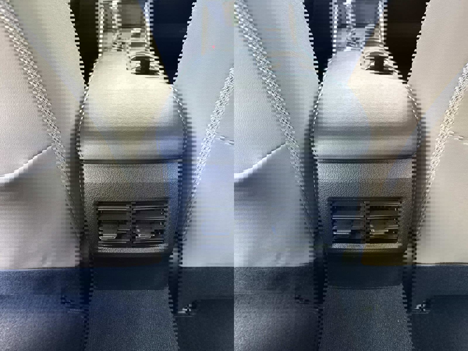 Used 2020 Lexus IS 300 image 9