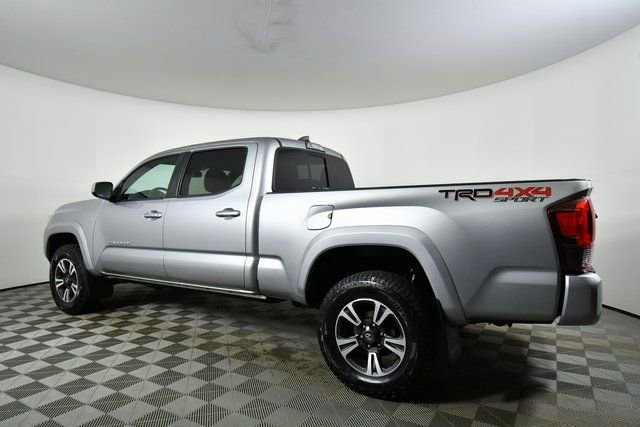 Used 2019 Toyota Tacoma TRD Sport image 14