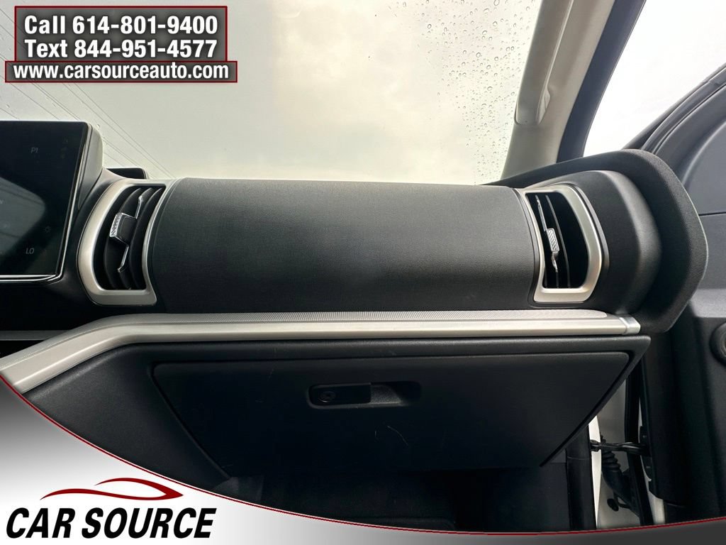 Used 2025 Ford Expedition Max Active AWD/4WD image 36