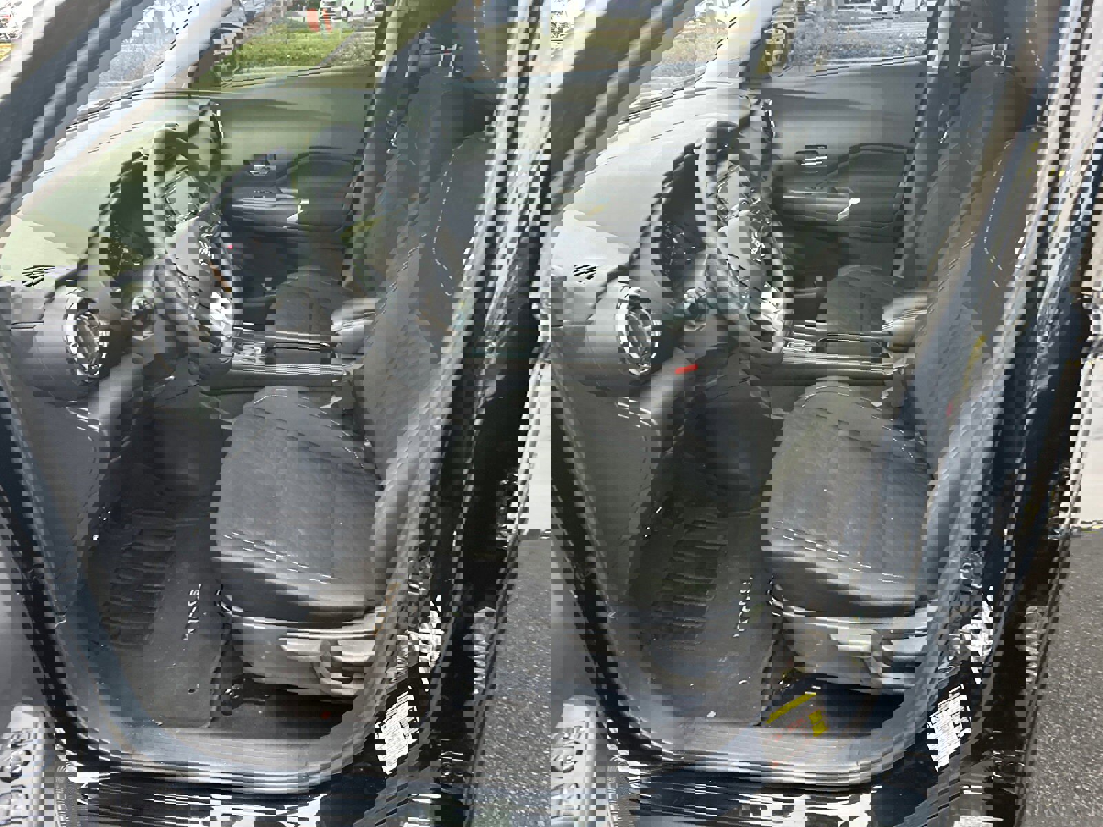 Used 2024 Nissan Kicks SV image 9