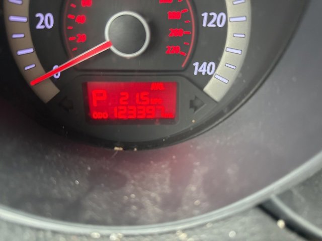 Used 2012 Kia Forte EX image 31