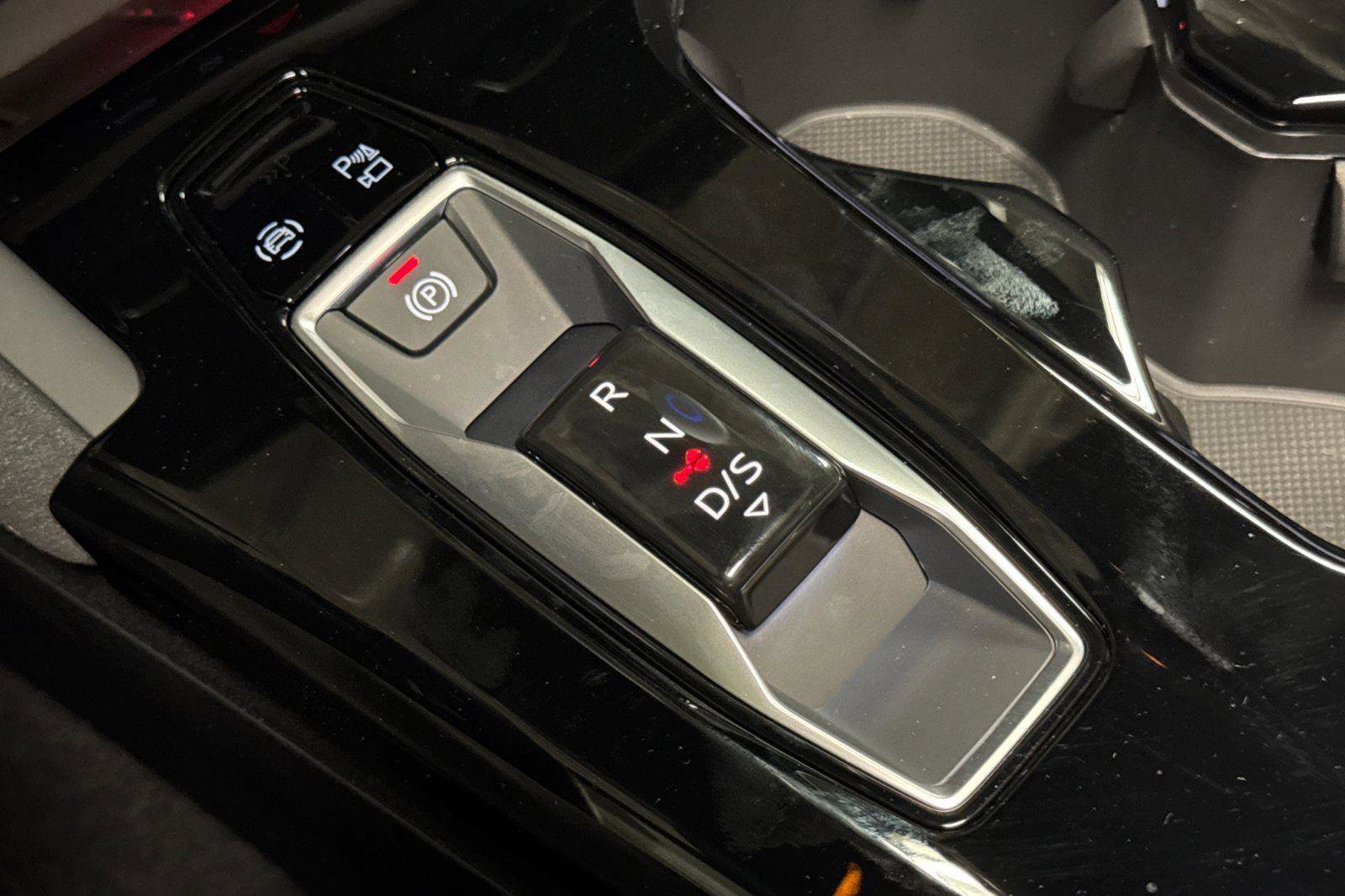 New 2025 Audi SQ5 Premium Plus image 21