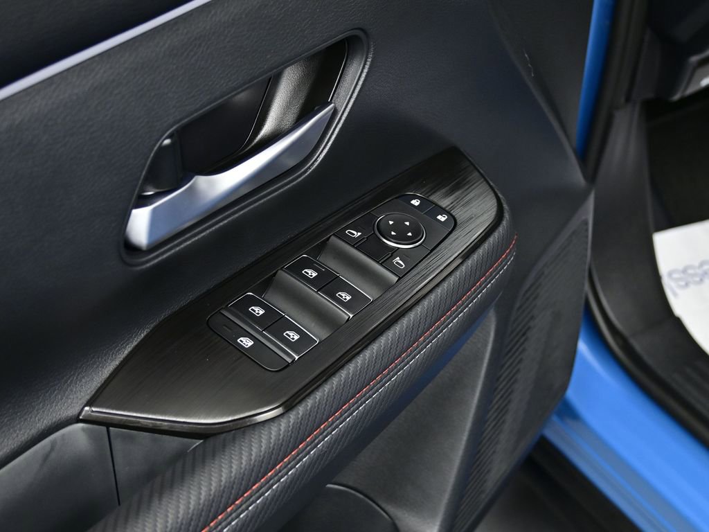 New 2026 Nissan Kicks SR w/ Cold Weather Package image 15
