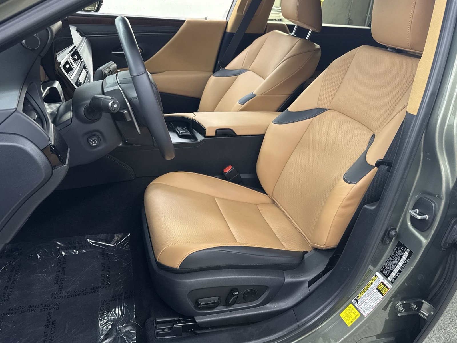 Used 2024 Lexus ES 300h w/ Premium Package FWD image 14