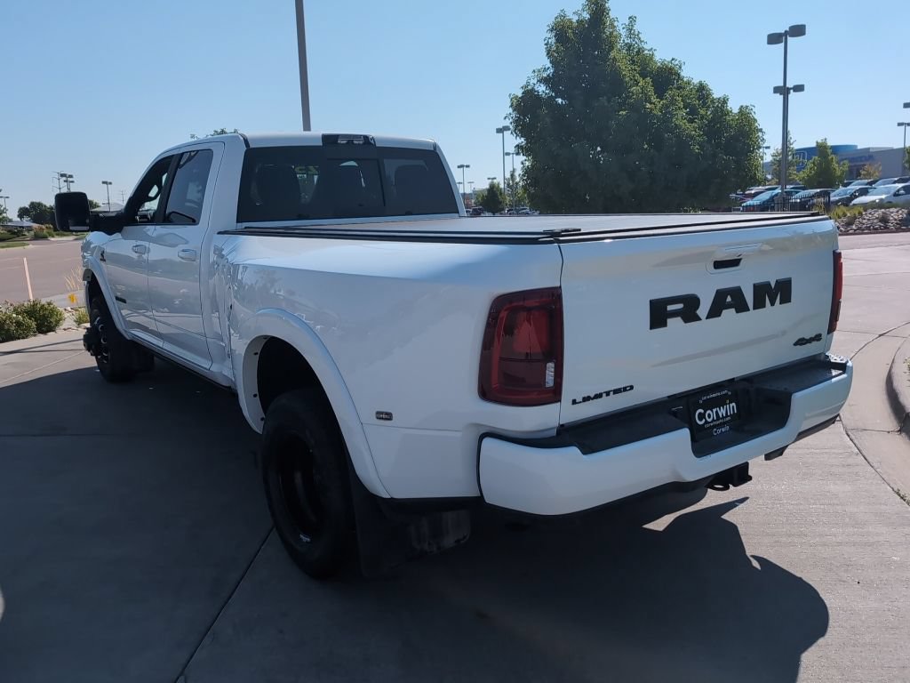 Used 2025 RAM 3500 Limited AWD/4WD image 6