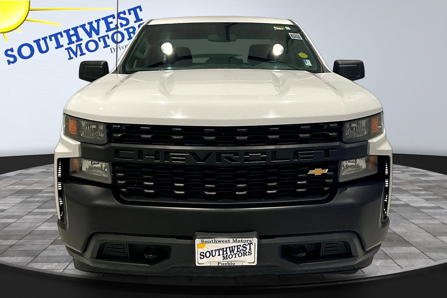 Used 2020 Chevrolet Silverado 1500 W/T w/ WT Value Package AWD/4WD image 2