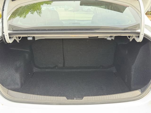 Used 2025 Chevrolet Malibu LT image 35