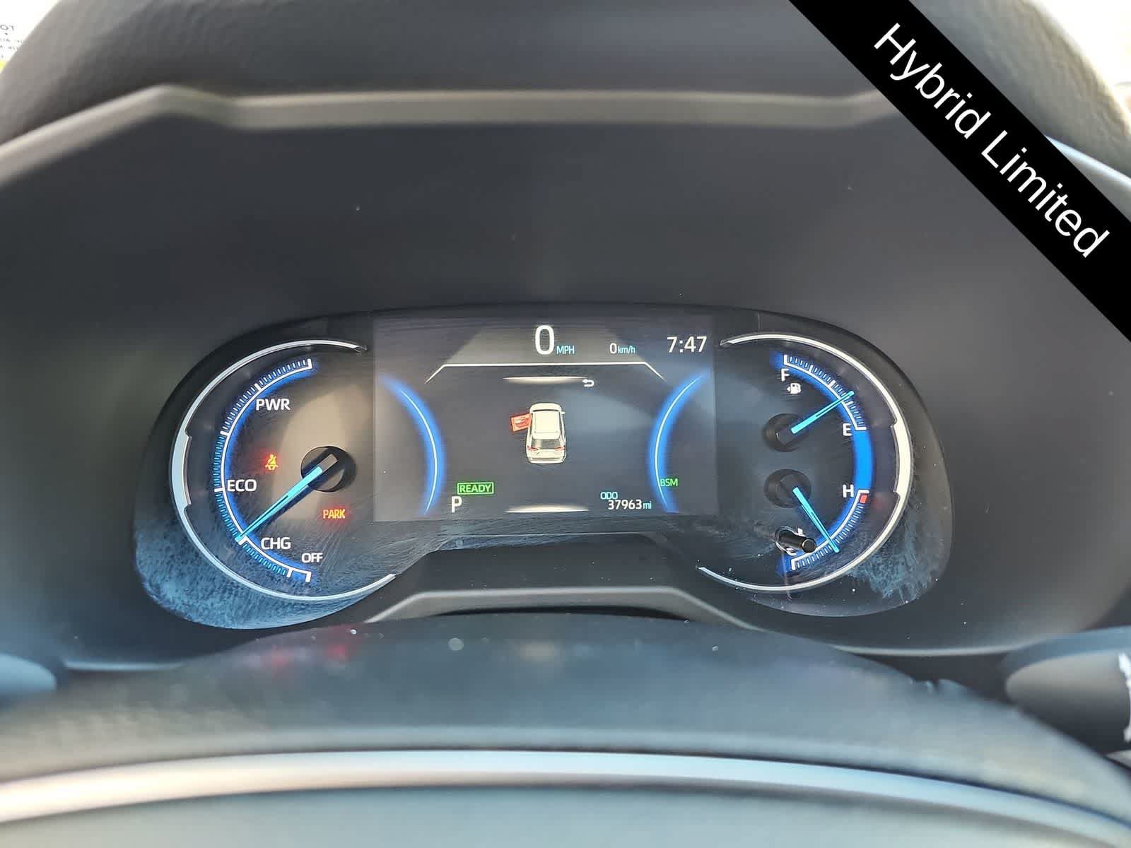 Used 2021 Toyota RAV4 Limited AWD/4WD image 22
