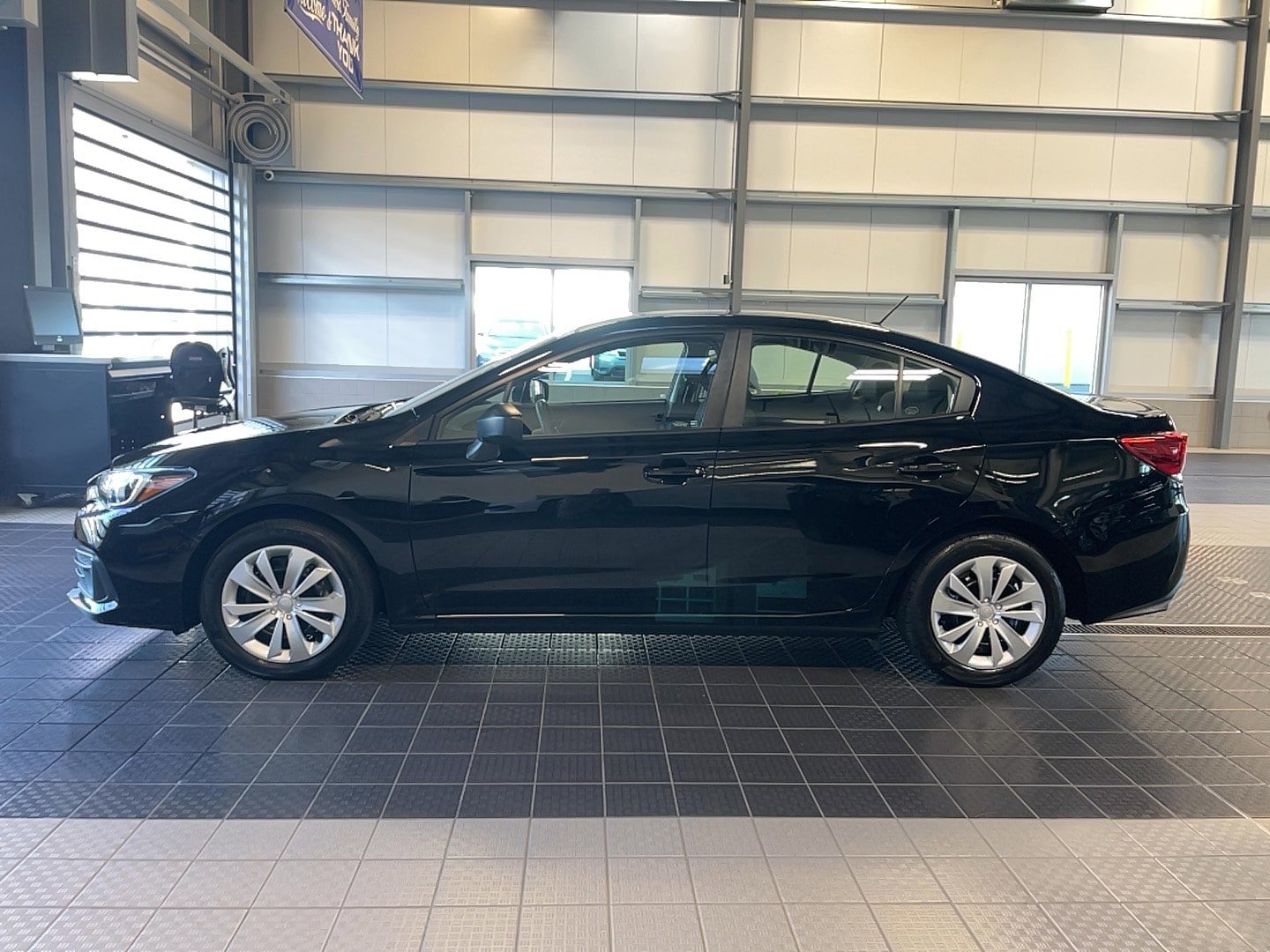 Used 2023 Subaru Impreza 2.0i AWD/4WD image 4