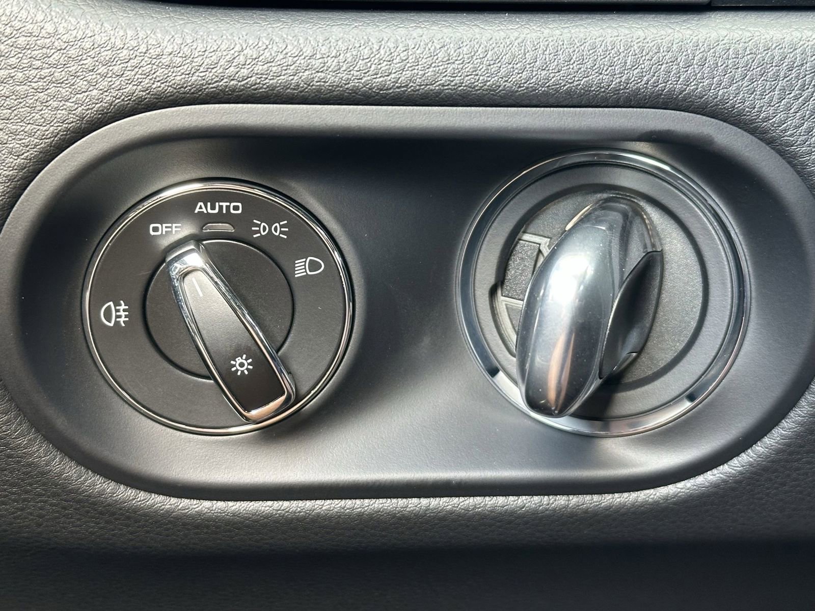 New 2026 Porsche Macan S AWD/4WD image 28