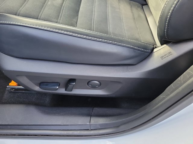 Used 2024 Mitsubishi Outlander SE image 20