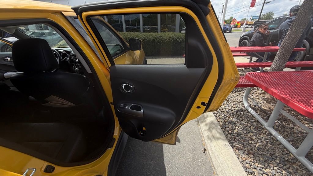 Used 2016 Nissan Juke SL AWD/4WD image 15