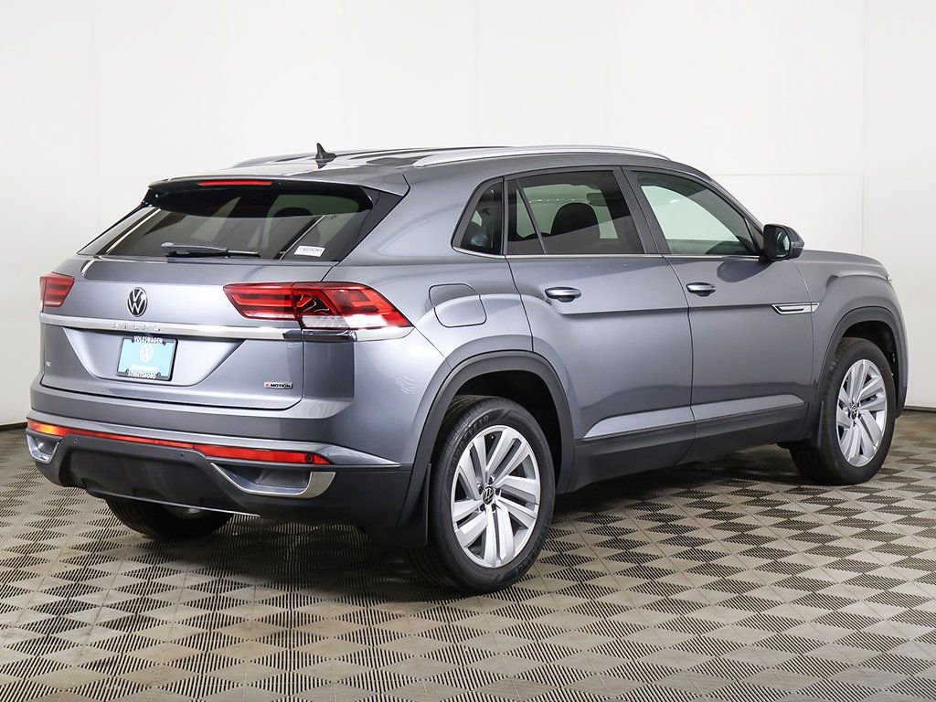 Used 2020 Volkswagen Atlas Cross Sport SE image 10
