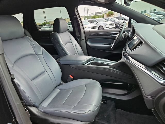 Used 2023 Buick Enclave Essence FWD image 19