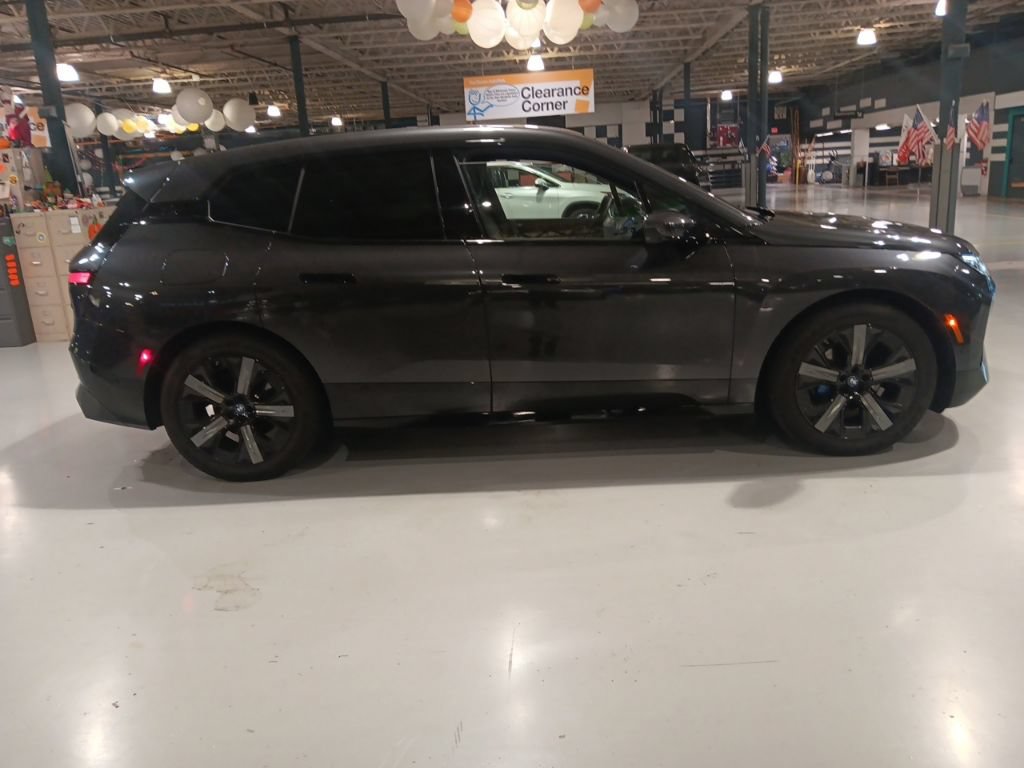 Used 2023 BMW iX M60 w/ Executive Package AWD/4WD image 14