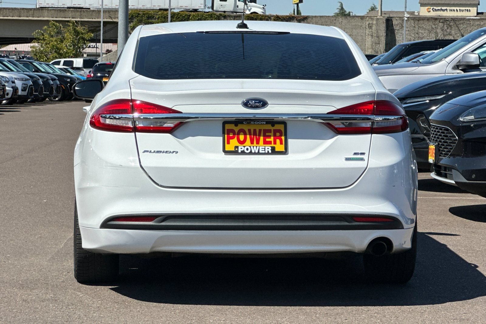 Used 2018 Ford Fusion SE FWD image 5