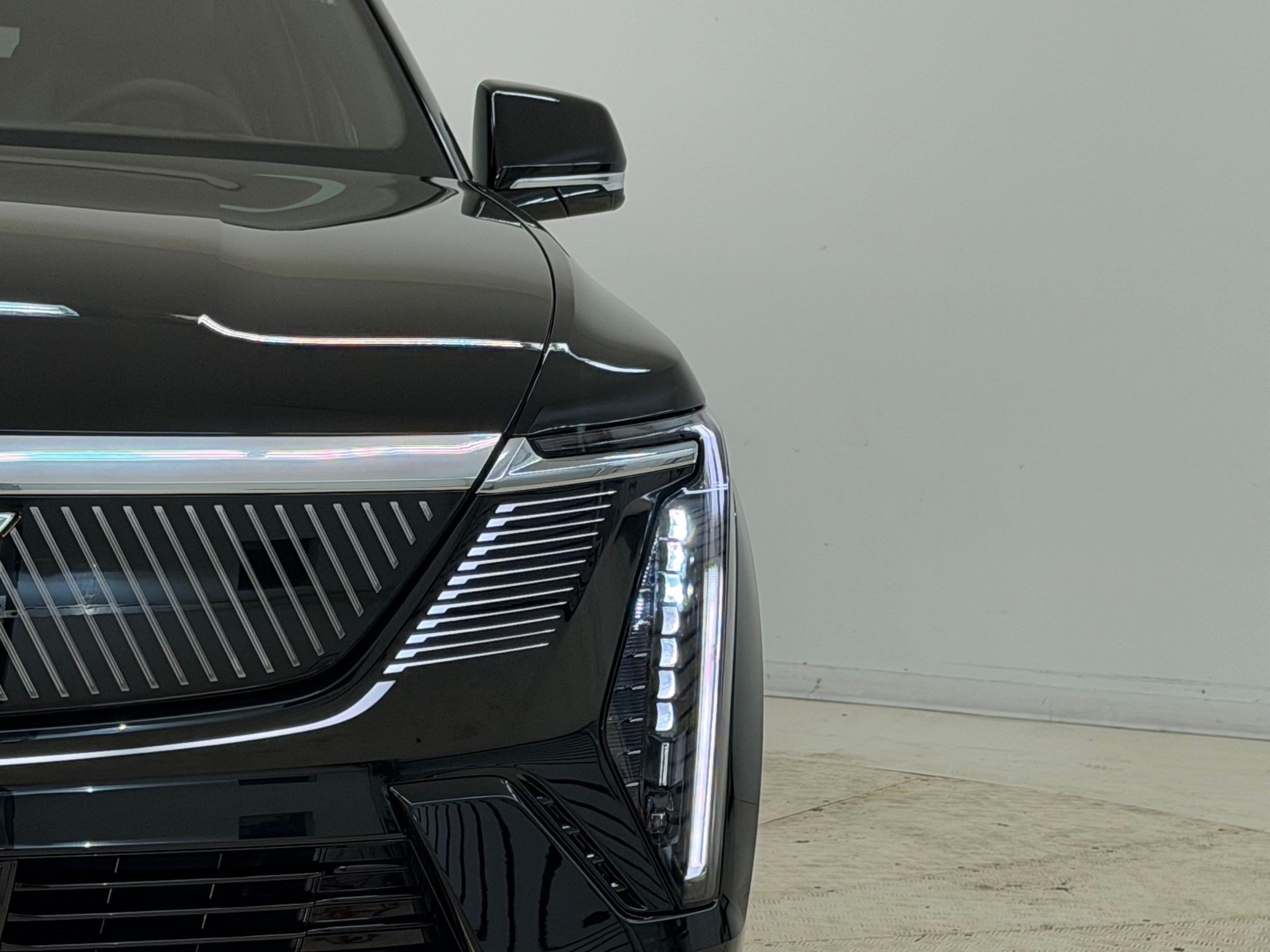 New 2026 Cadillac Escalade IQ Luxury 1 w/ LPO, Floor Liner Package AWD/4WD image 11