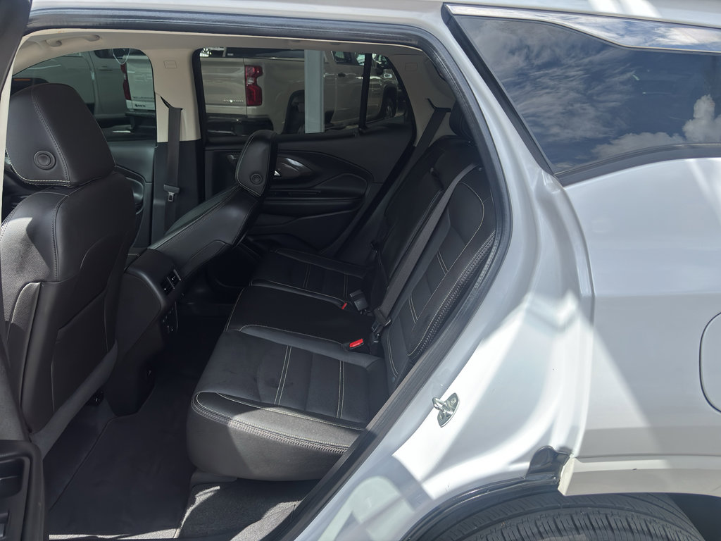 Certified 2024 GMC Terrain Denali w/ Denali Premium Package AWD/4WD image 14