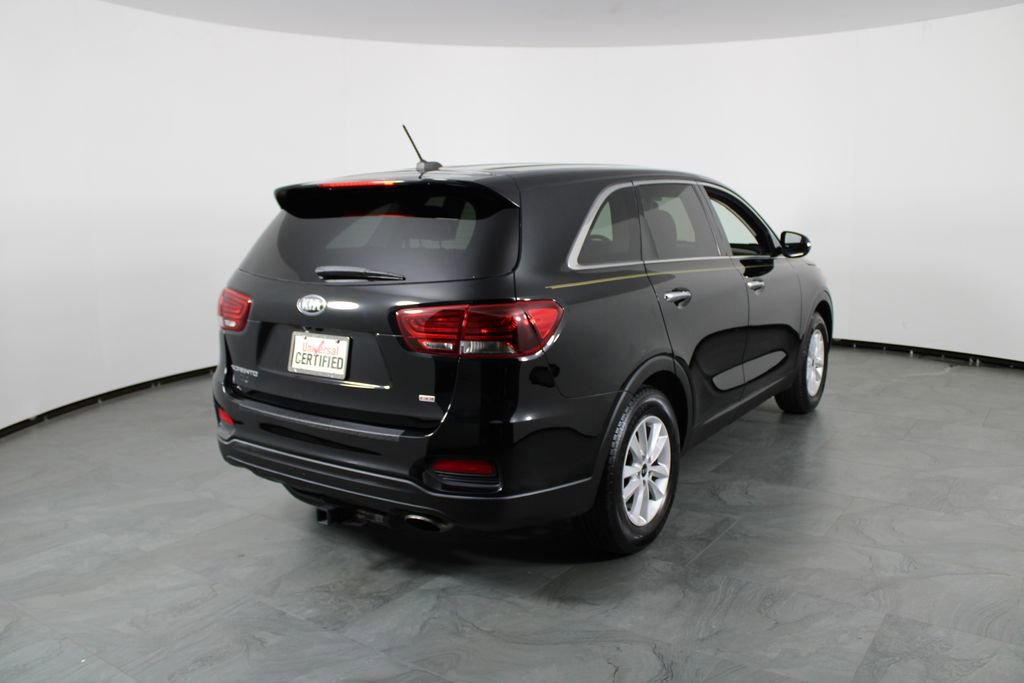 Used 2020 Kia Sorento LX image 14