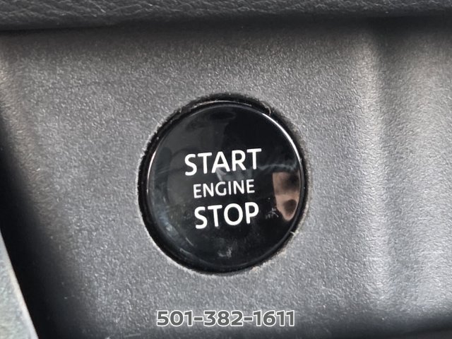 Used 2024 Nissan Rogue SV FWD image 30