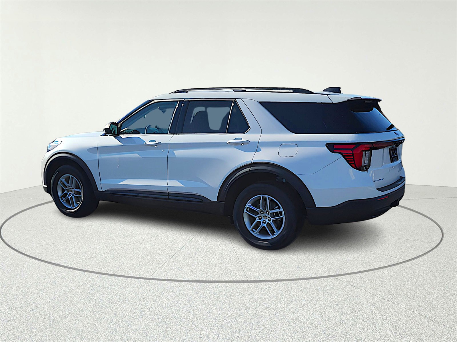 New 2026 Ford Explorer Active image 4