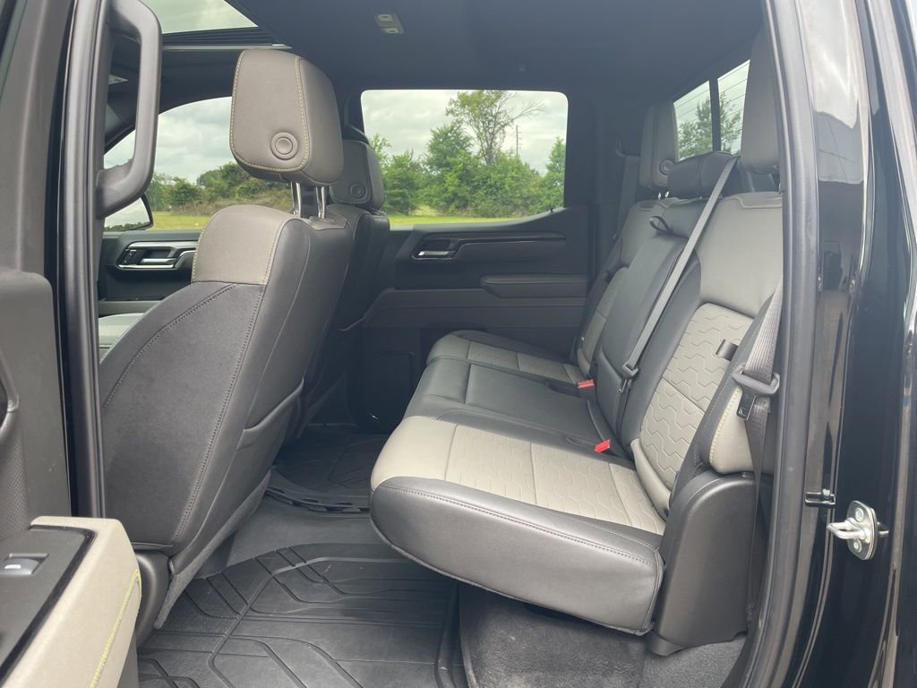 Used 2025 Chevrolet Silverado 1500 ZR2 w/ Technology Package image 30