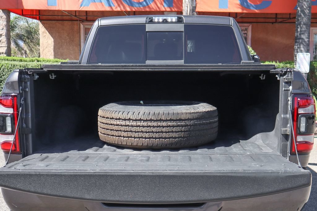 Used 2020 RAM 2500 Laramie w/ Night Edition AWD/4WD image 10