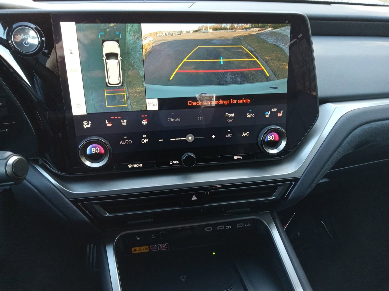 Used 2024 Lexus TX 500h AWD w/ Technology Package image 16