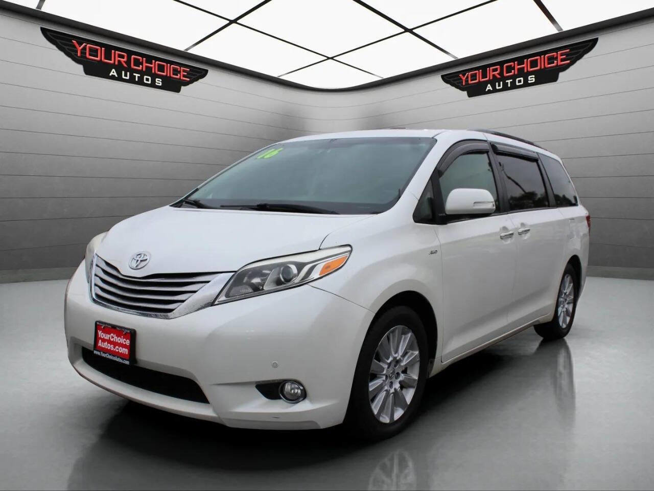 Used 2016 Toyota Sienna Limited Premium