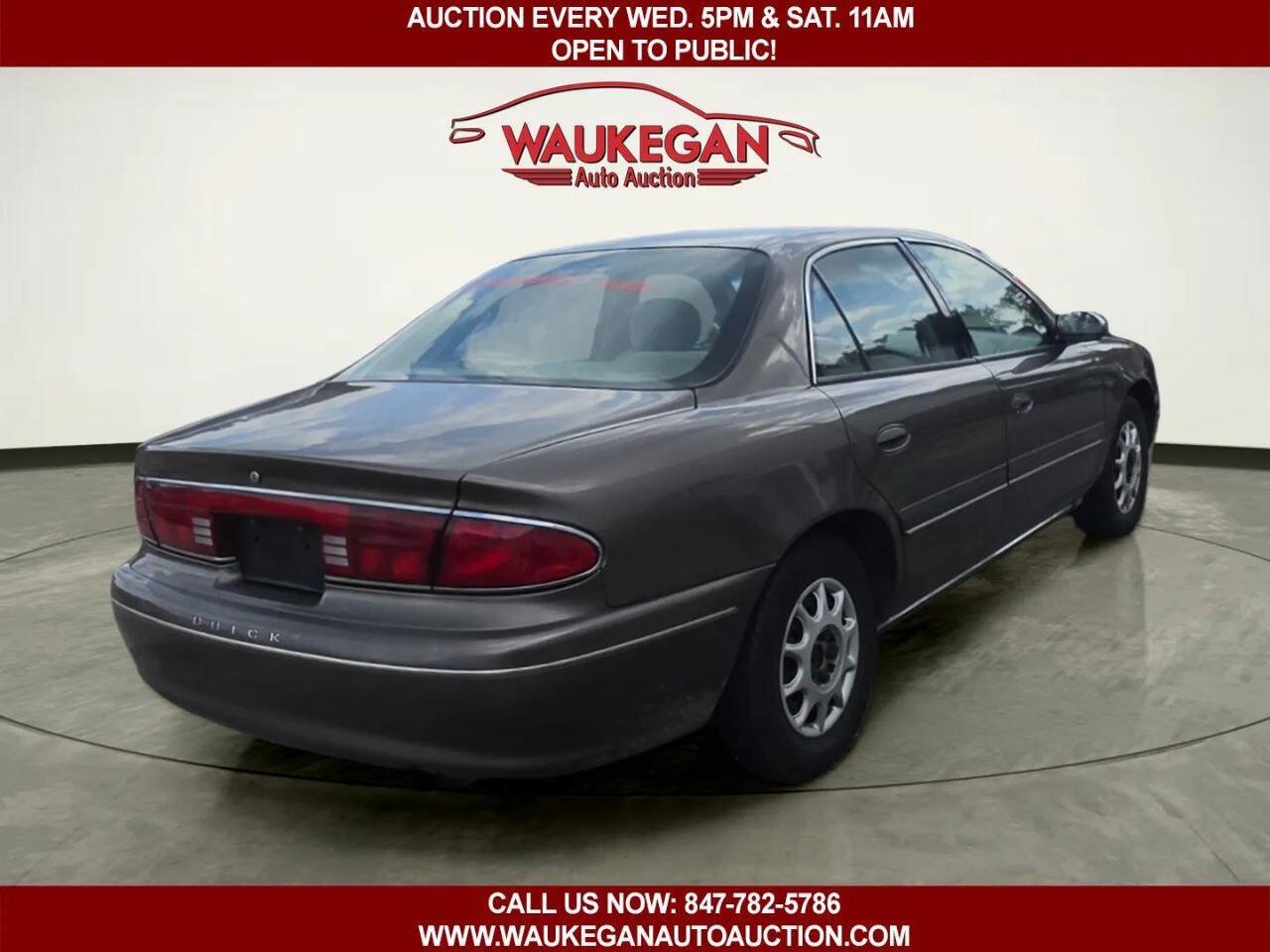 Used 2002 Buick Century Custom w/ Custom Premium Pkg FWD image 3