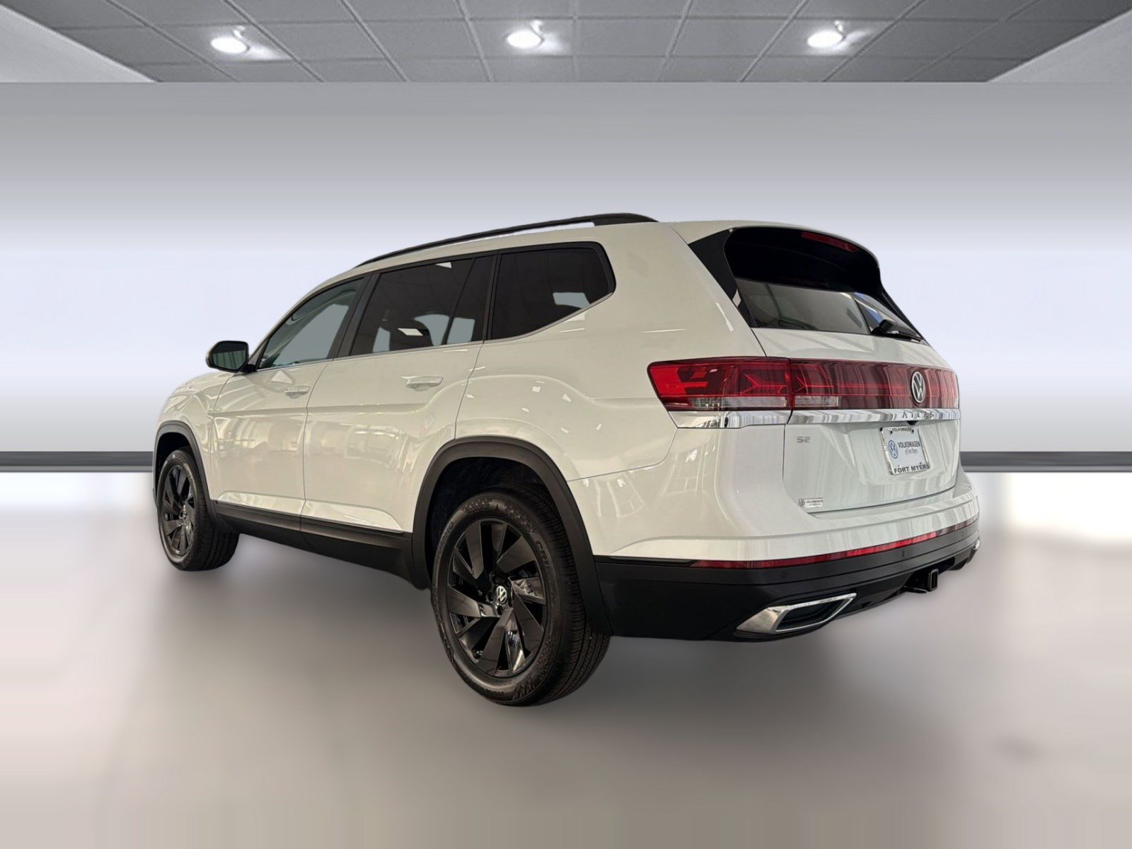 New 2026 Volkswagen Atlas SE FWD image 3