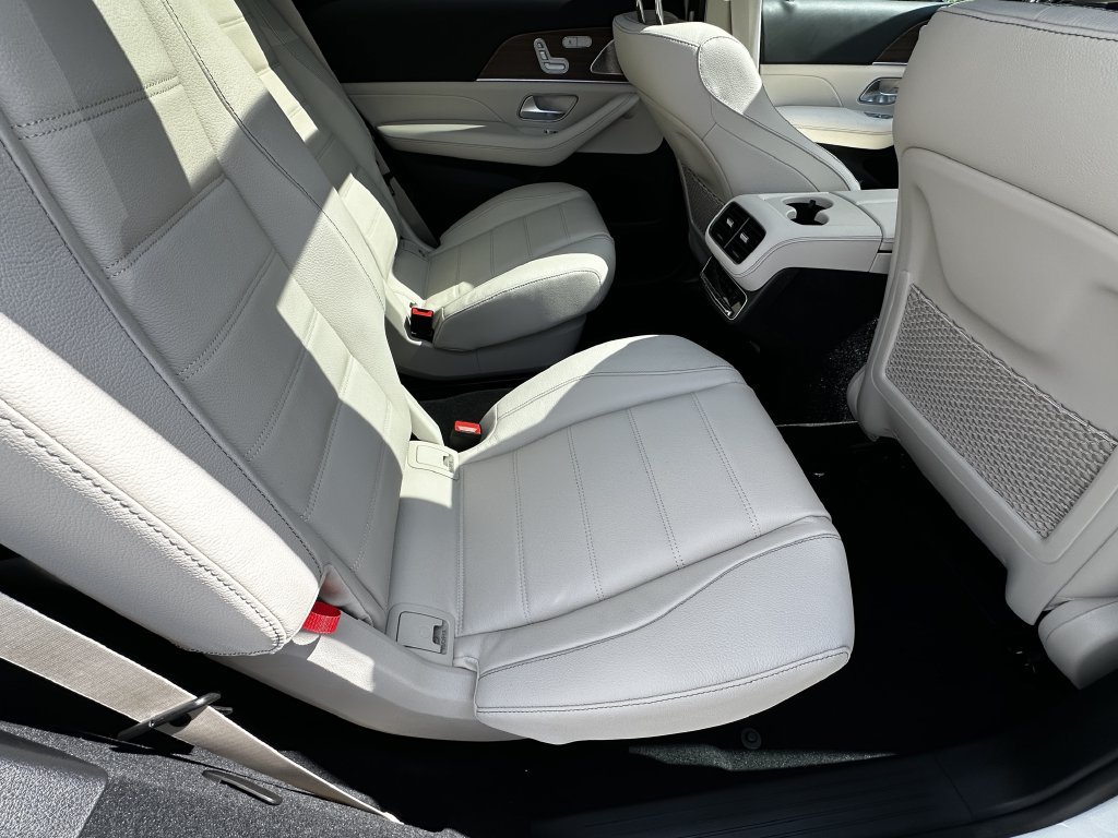 New 2026 Mercedes-Benz GLS 450 4MATIC image 18