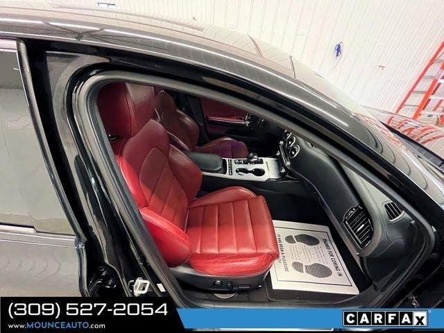 Used 2018 Kia Stinger GT2 image 5