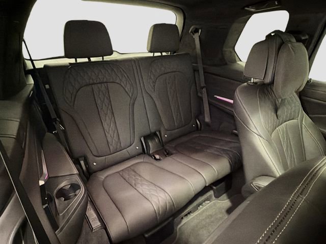 Used 2023 BMW X7 xDrive40i w/ Executive Package image 24