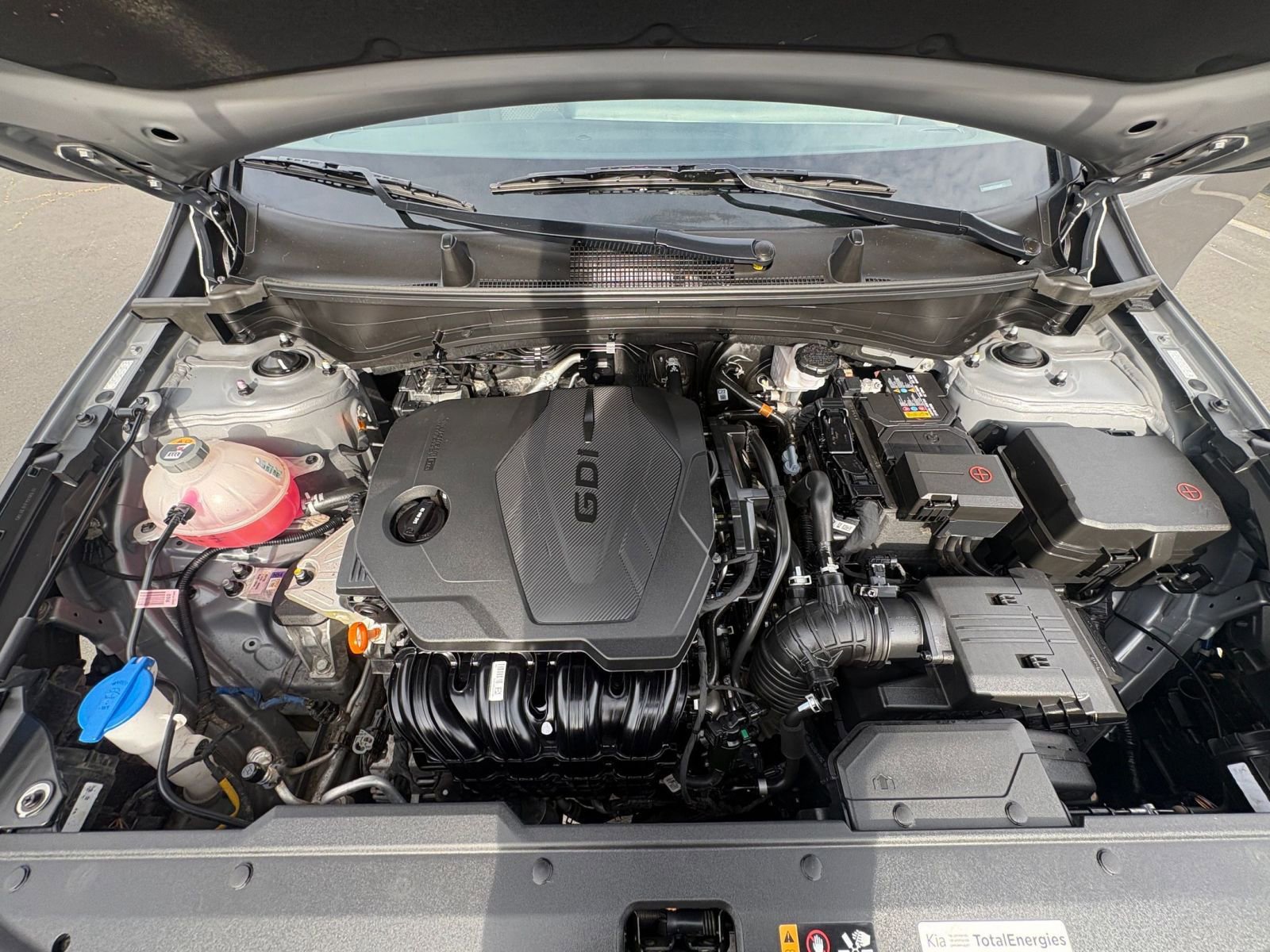 Used 2025 Kia Sportage LX image 31