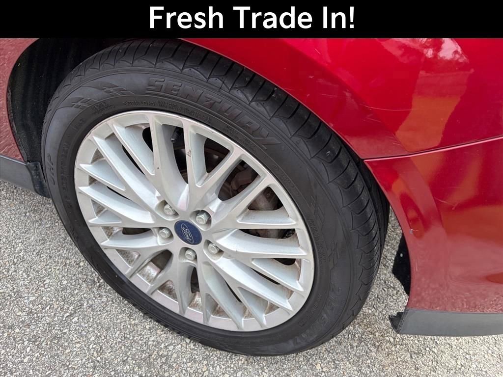 Used 2014 Ford Focus Titanium FWD image 6