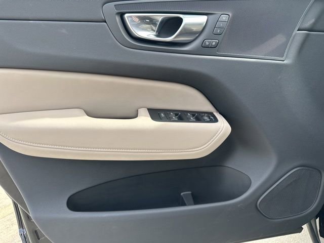 New 2026 Volvo XC60 T8 Plus w/ Protection Package Premier image 12