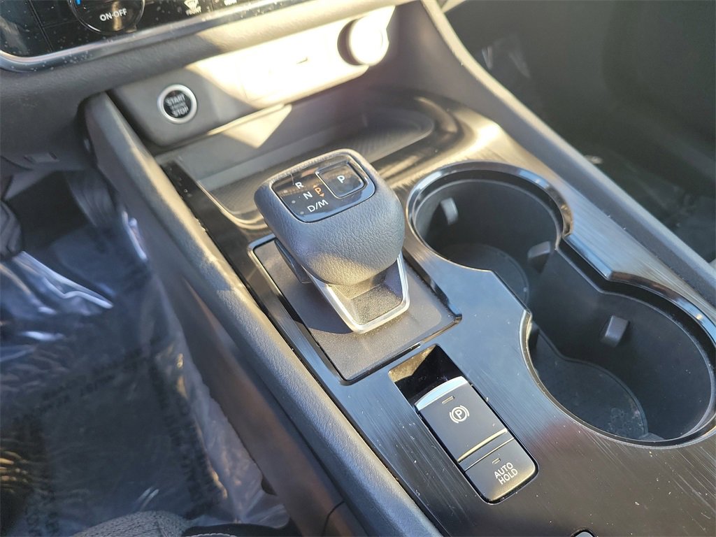 Certified 2023 Nissan Rogue SV image 22