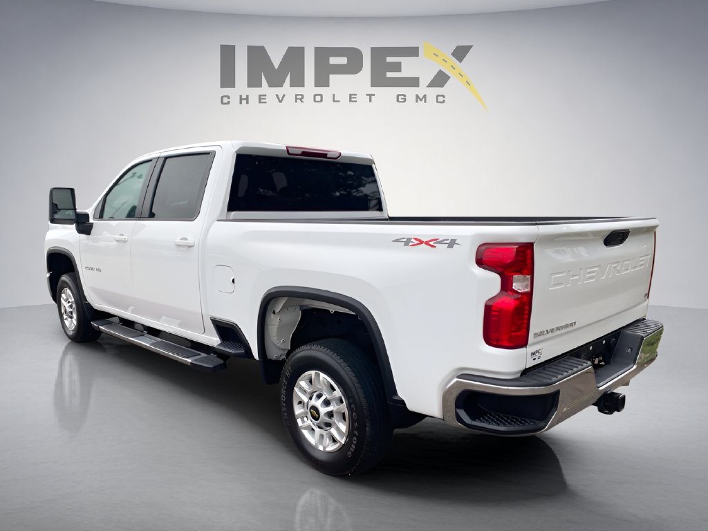 Used 2026 Chevrolet Silverado 2500 LT AWD/4WD image 3