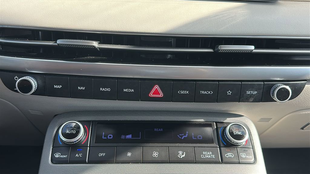 Used 2024 Hyundai Palisade Limited image 26