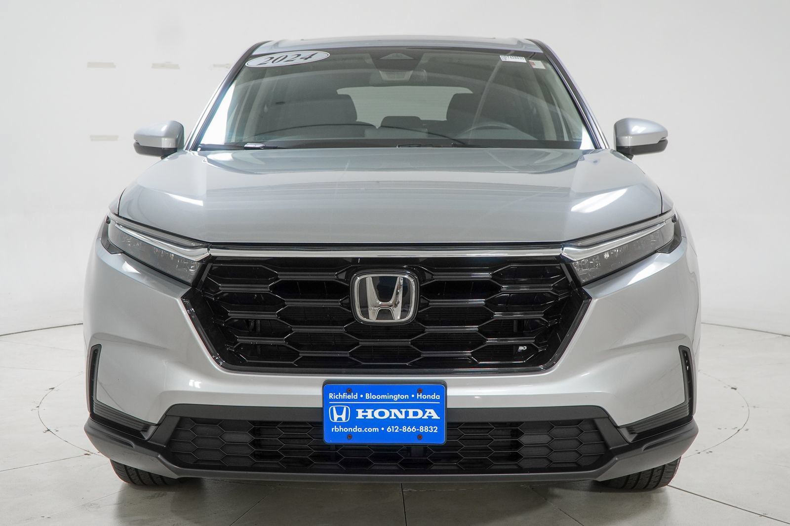 Used 2024 Honda CR-V EX image 3